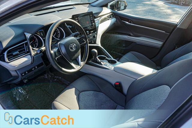 Used 2022 Toyota Camry LE image 17