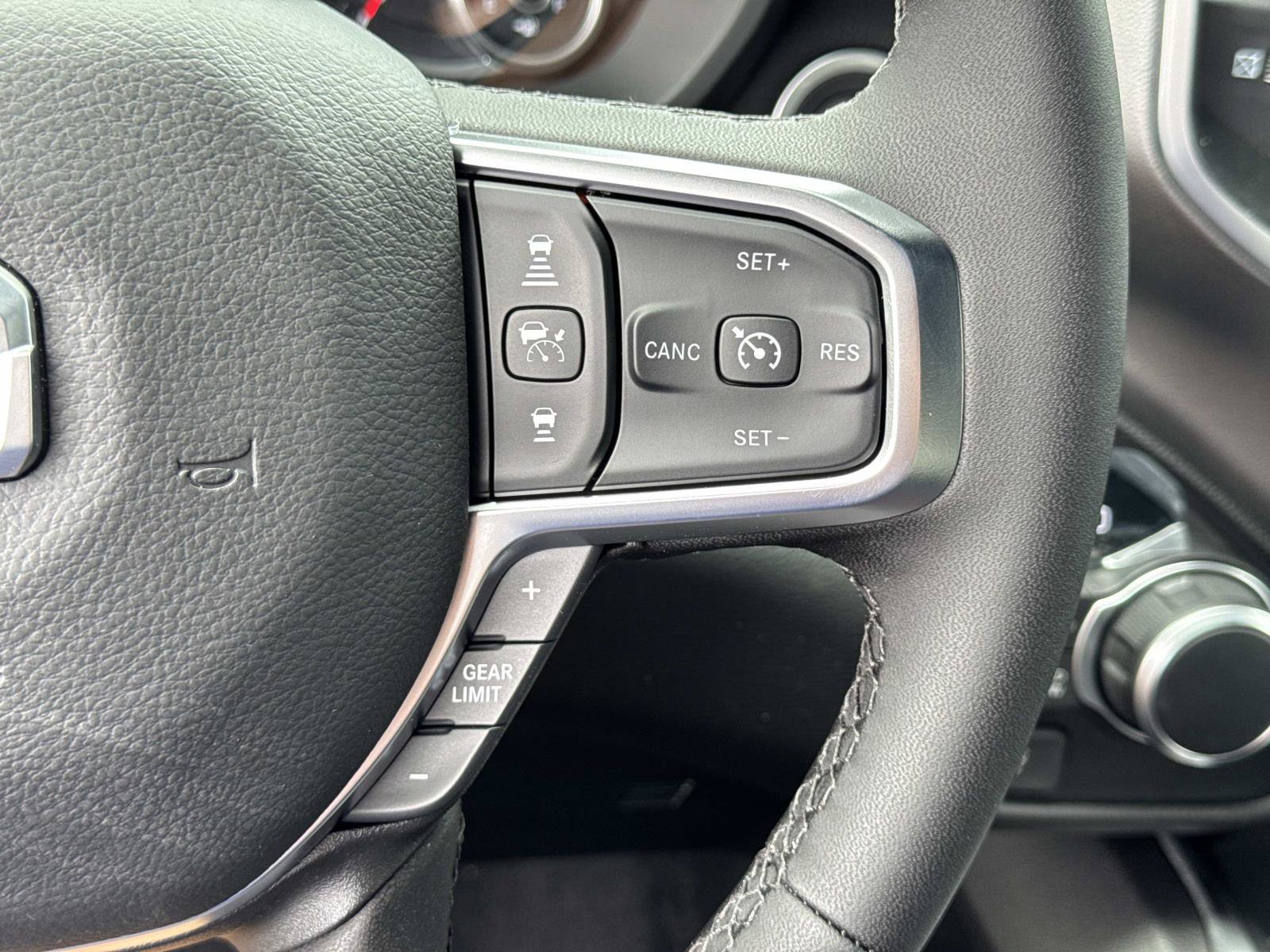 New 2026 RAM 1500 Big Horn AWD/4WD image 9