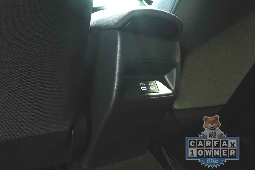 Used 2024 Toyota Corolla LE w/ LE Convenience Package FWD image 15