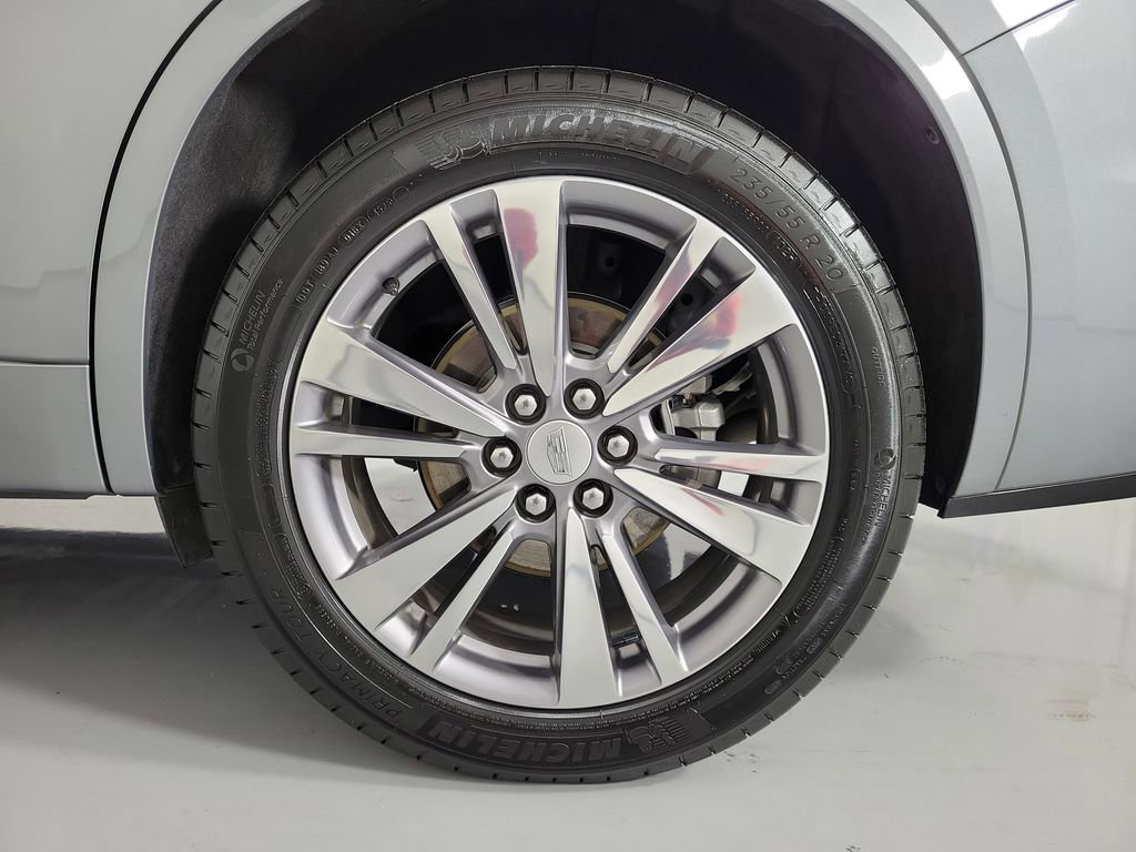 Certified 2024 Cadillac XT6 Premium Luxury FWD image 10