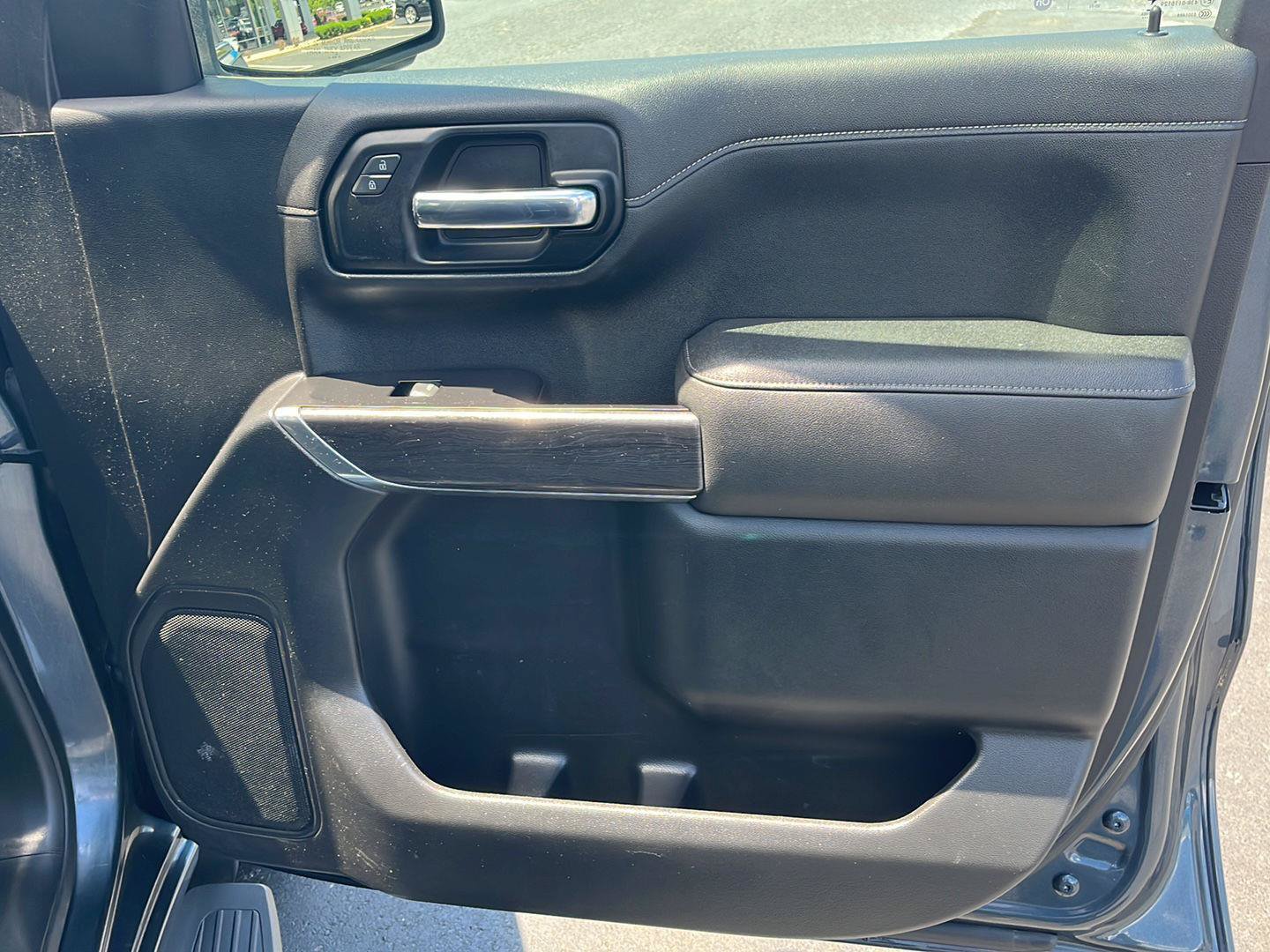 Used 2019 Chevrolet Silverado 1500 LTZ w/ LTZ Plus Package AWD/4WD image 26