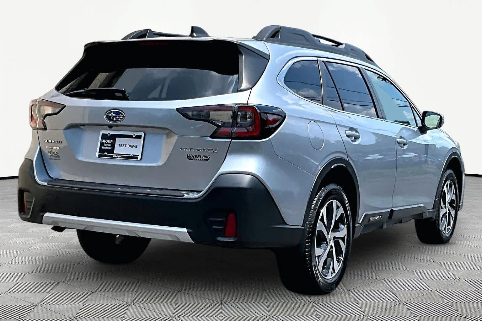 Used 2022 Subaru Outback Limited AWD/4WD image 13