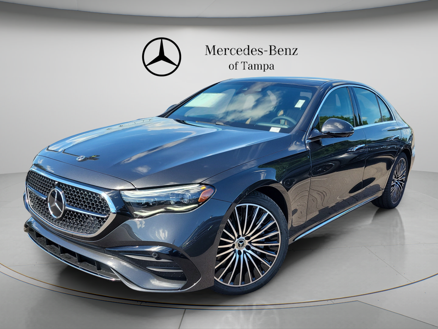 New 2027 Mercedes-Benz E 450 4MATIC Sedan 360° Tour