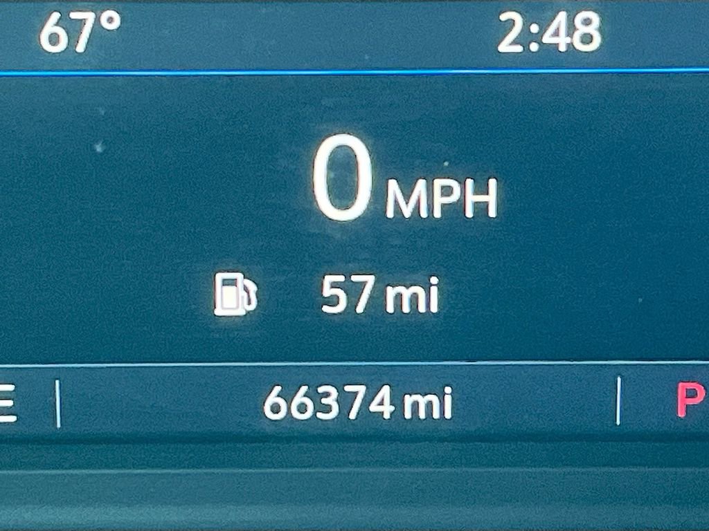 Used 2021 Chevrolet Suburban LT image 12