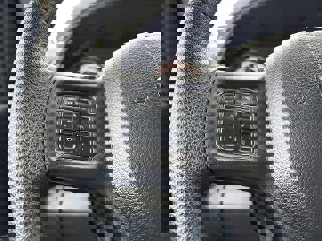 Used 2015 RAM 1500 Express image 19