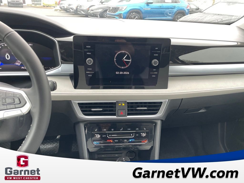 New 2026 Volkswagen Taos SE image 17