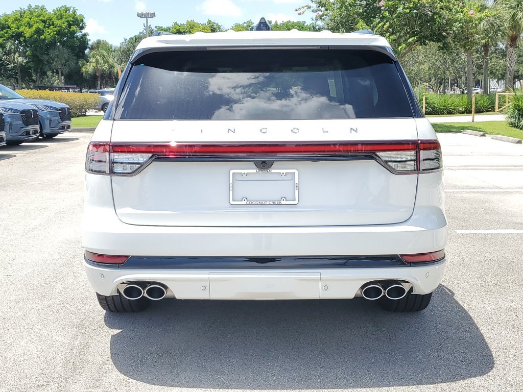 New 2026 Lincoln Aviator 2WD image 5
