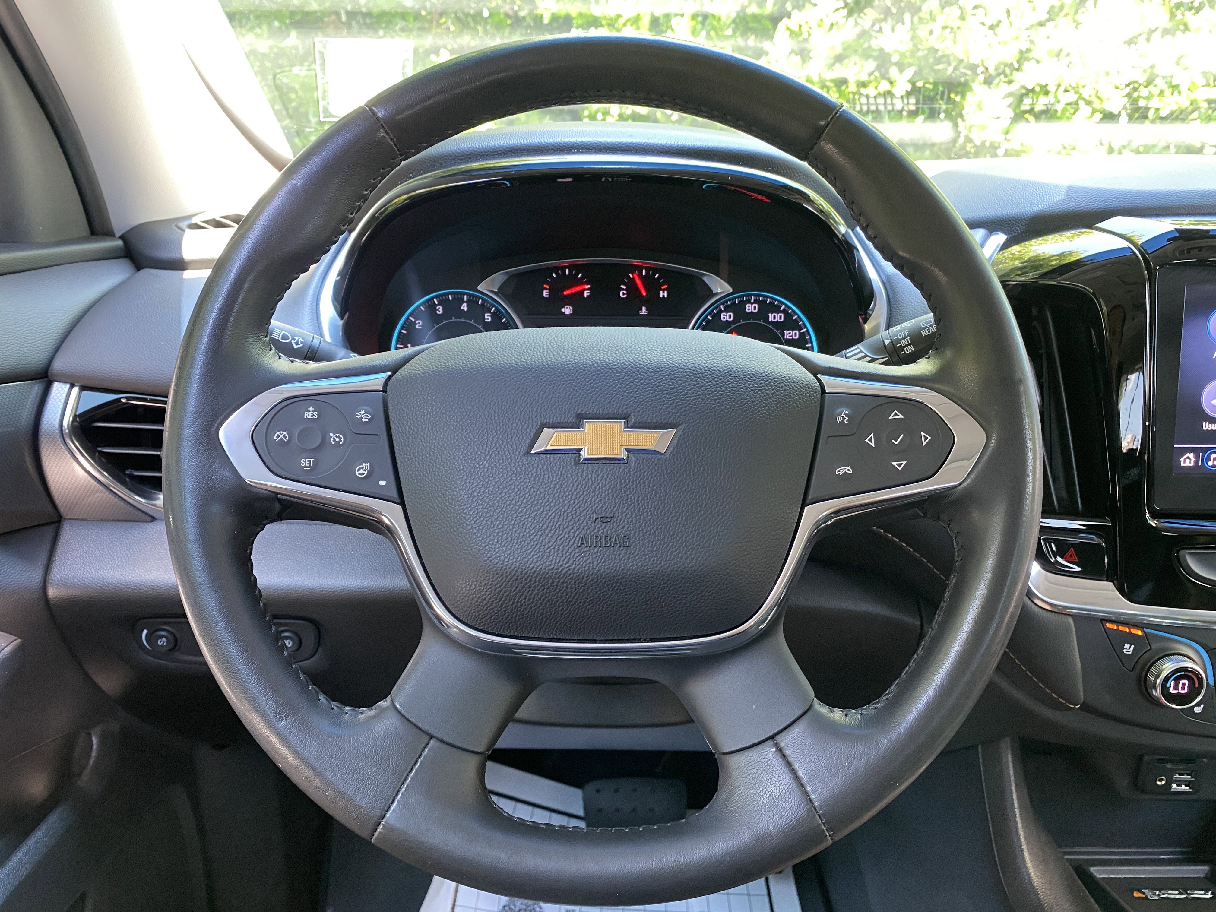 Used 2020 Chevrolet Traverse Premier w/ Redline Edition FWD image 18