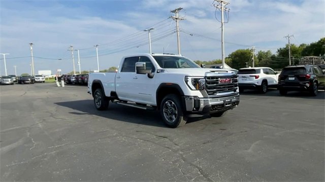New 2026 GMC Sierra 2500 SLT image 2