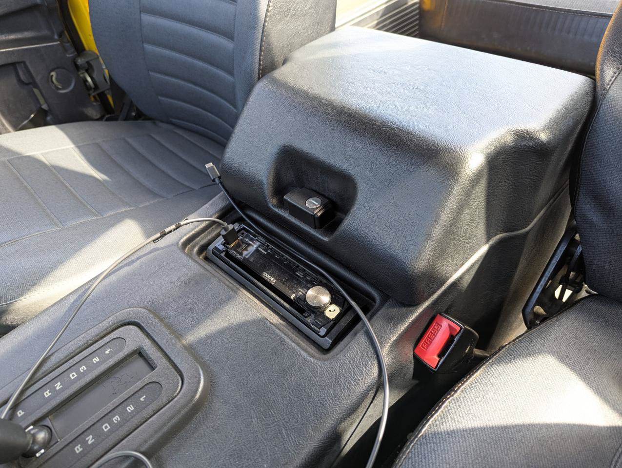 Used 1997 Land Rover Defender 90 AWD/4WD image 23