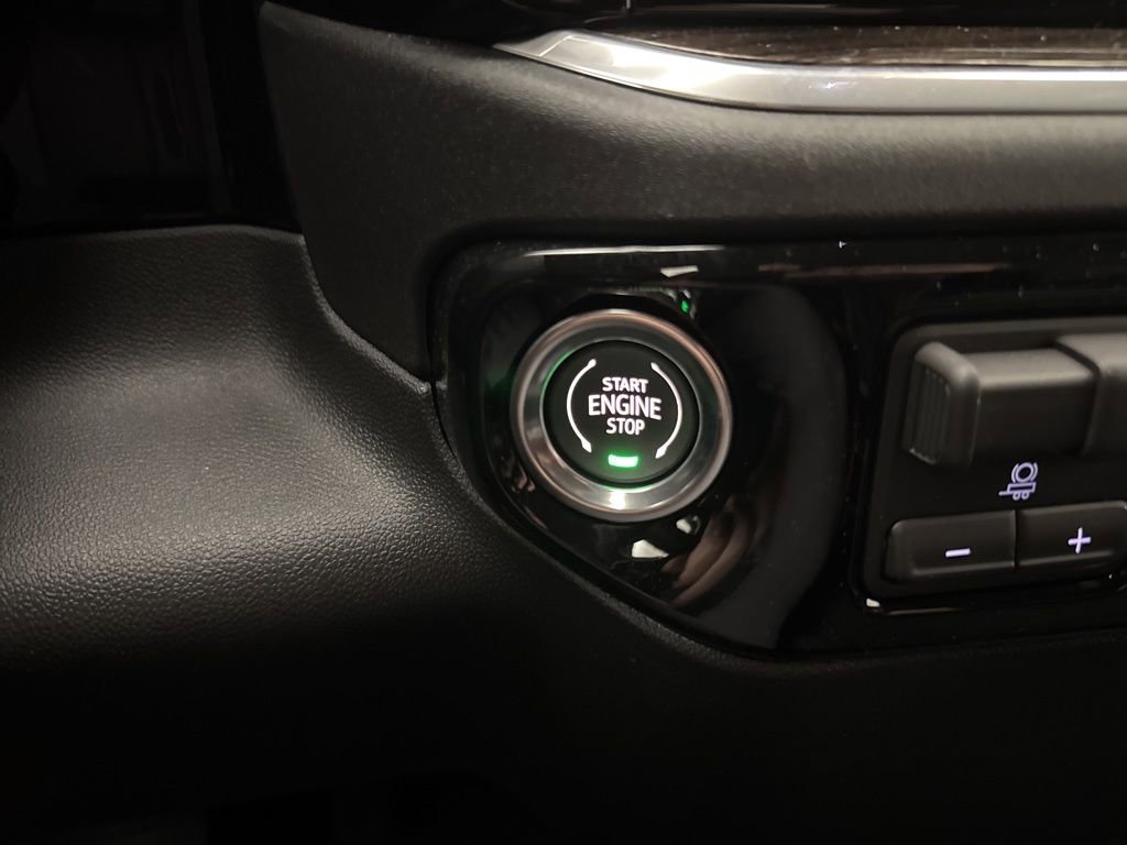 New 2026 GMC Sierra 1500 Elevation image 29