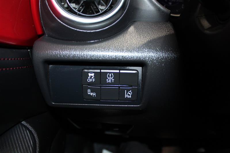 Used 2016 MAZDA MX-5 Miata Grand Touring RWD image 22