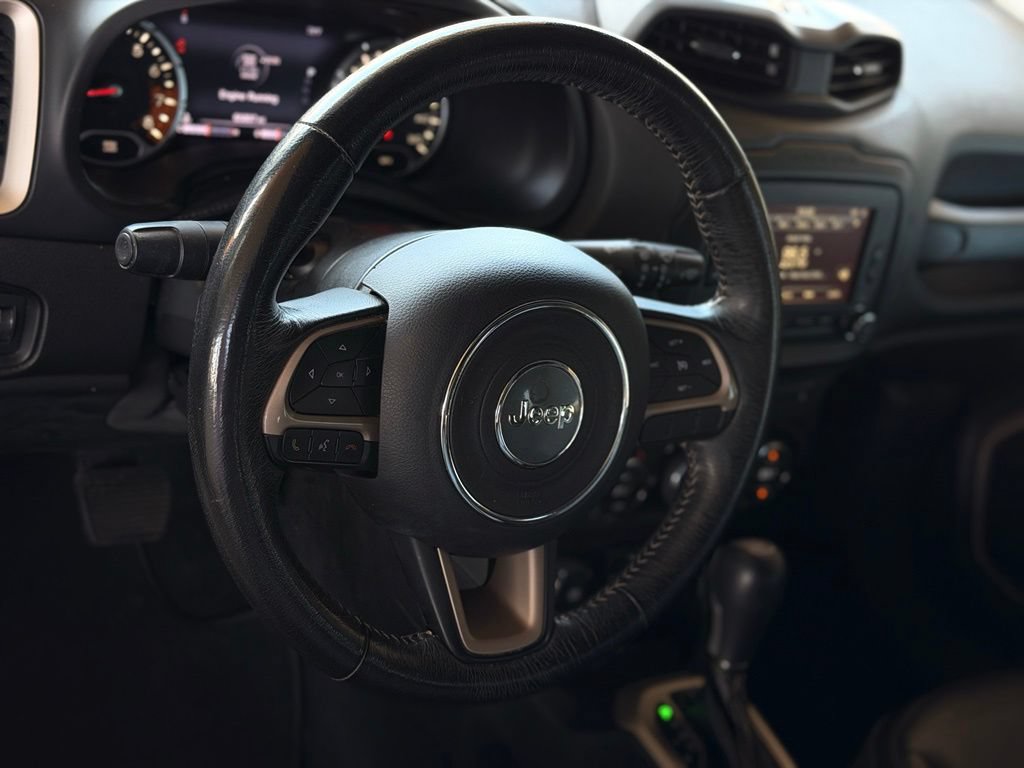 Used 2016 Jeep Renegade Limited AWD/4WD image 22