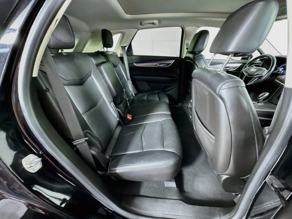 Used 2019 Cadillac XT5 Premium Luxury AWD/4WD image 35