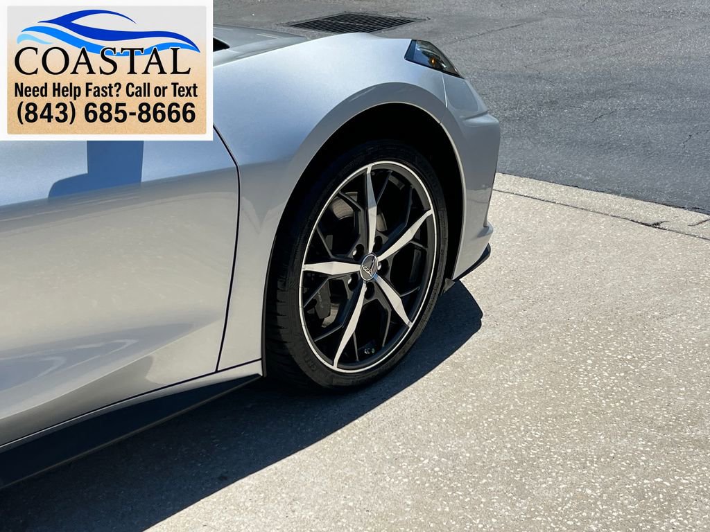Used 2020 Chevrolet Corvette Stingray Premium Cpe w/ 3LT Preferred Equipment Group RWD image 23