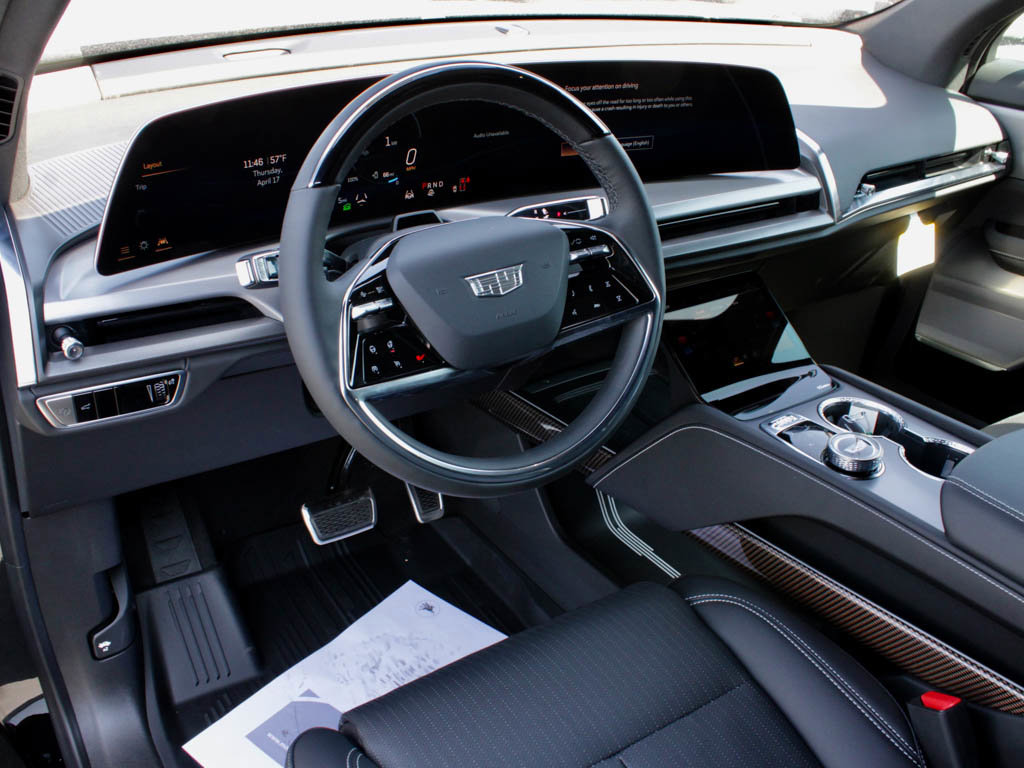 New 2026 Cadillac Vistiq Luxury w/ LPO, Floor Liner Package image 15