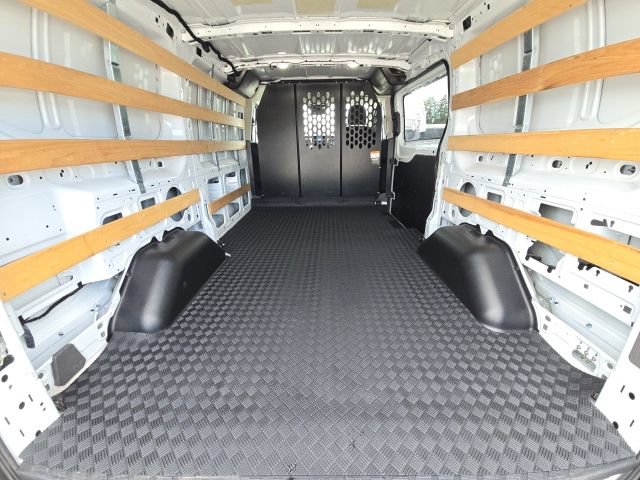 Used 2025 Ford Transit 250 Low Roof w/ Exterior Upgrade Package RWD image 11