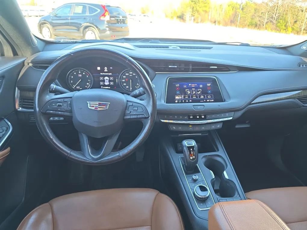 Used 2019 Cadillac XT4 Premium Luxury image 14