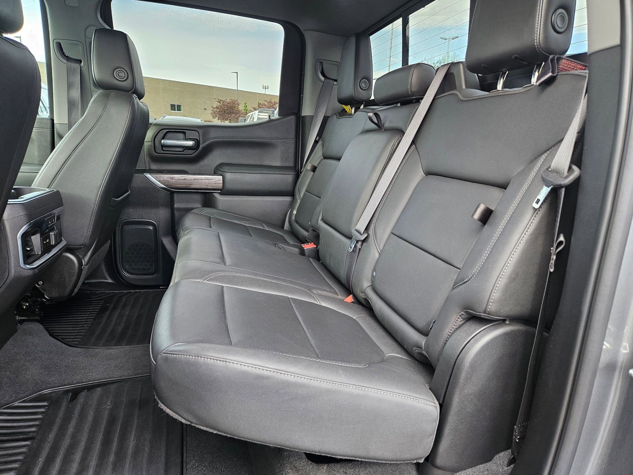 Used 2021 Chevrolet Silverado 1500 LTZ AWD/4WD image 27