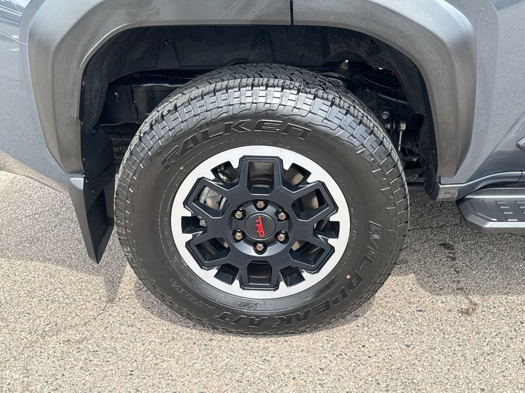 Used 2025 Toyota 4Runner TRD Off-Road AWD/4WD image 40