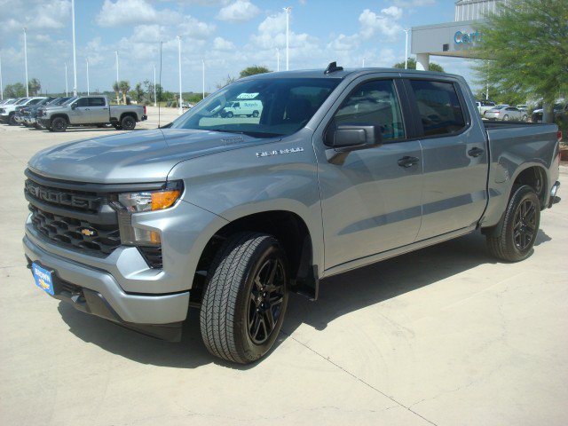 New 2026 Chevrolet Silverado 1500 Custom RWD image 3