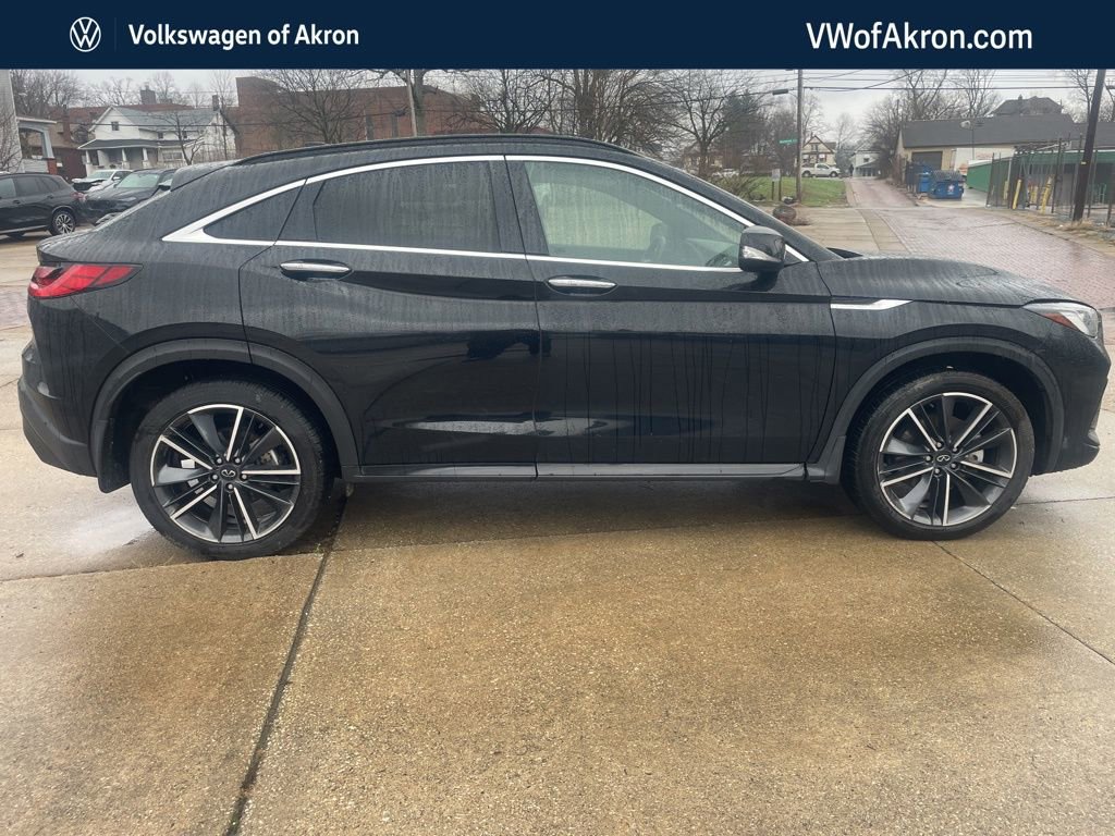 Used 2023 INFINITI QX55 Luxe w/ Cargo Package image 1