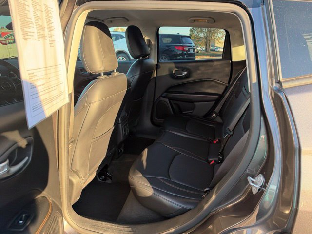 Used 2018 Jeep Compass Limited AWD/4WD image 10