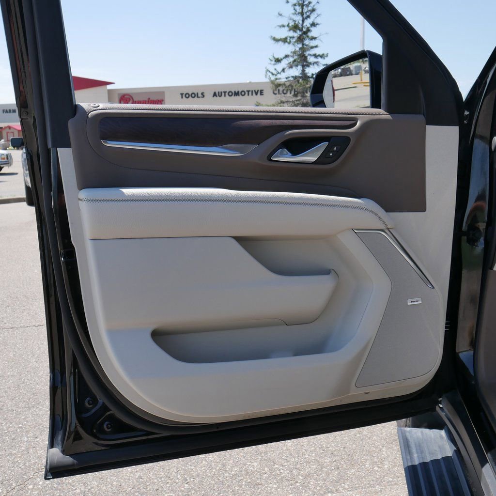 Used 2023 GMC Yukon XL Denali image 79