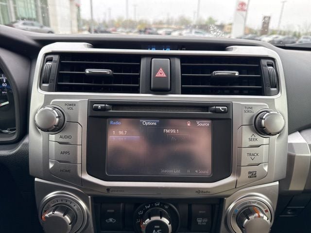 Used 2015 Toyota 4Runner SR5 Premium AWD/4WD image 28