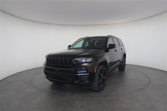 Used 2023 Jeep Grand Cherokee L Limited w/ Black Appearance Package image 2