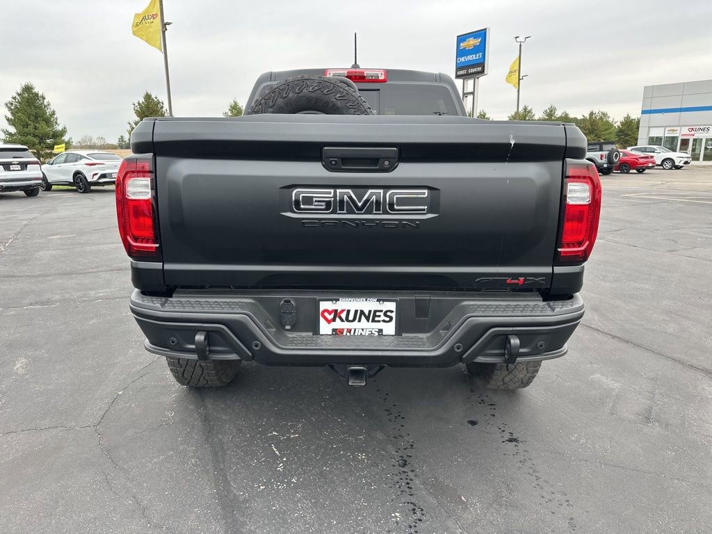 Used 2024 GMC Canyon AT4X w/ AT4X AEV Edition image 13