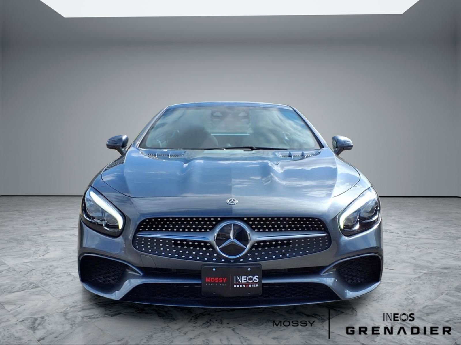 Used 2020 Mercedes-Benz SL 450 image 2