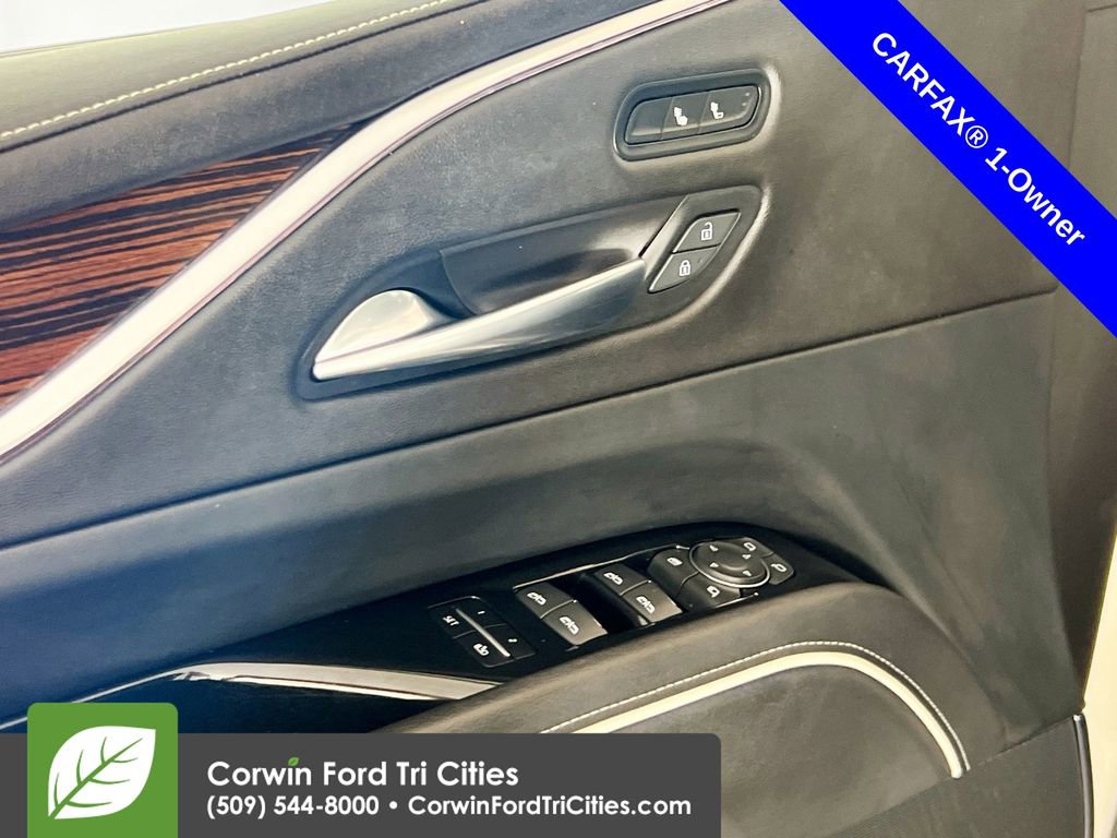 Used 2022 Cadillac Escalade Luxury w/ LPO, Floor Liner Package image 12