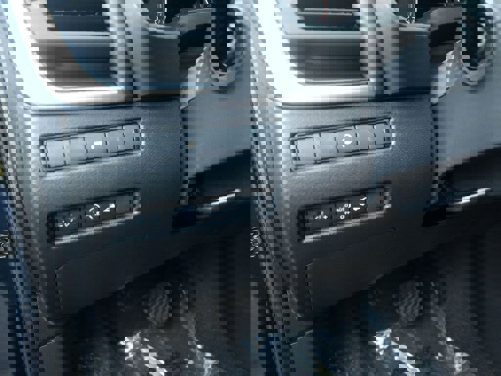 New 2026 Nissan Rogue SV image 12