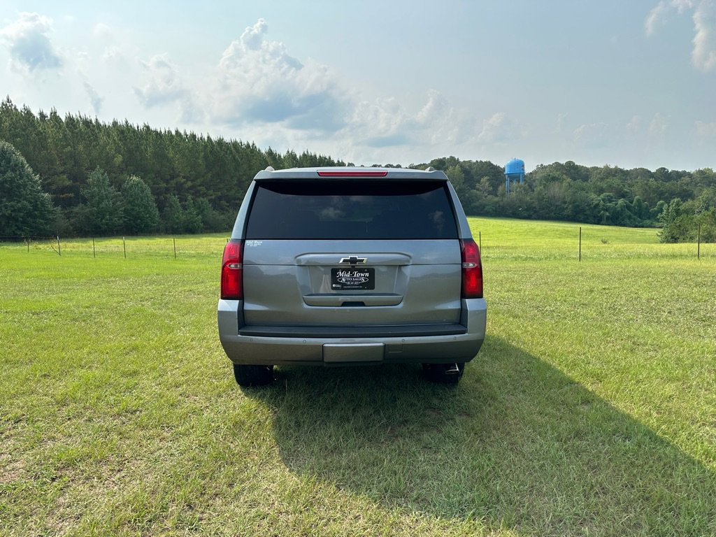 Used 2020 Chevrolet Suburban LT image 6