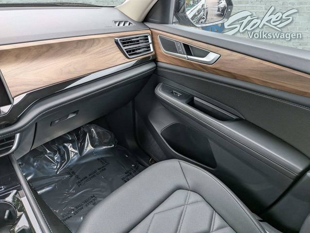 Certified 2025 Volkswagen Atlas SE AWD/4WD image 18