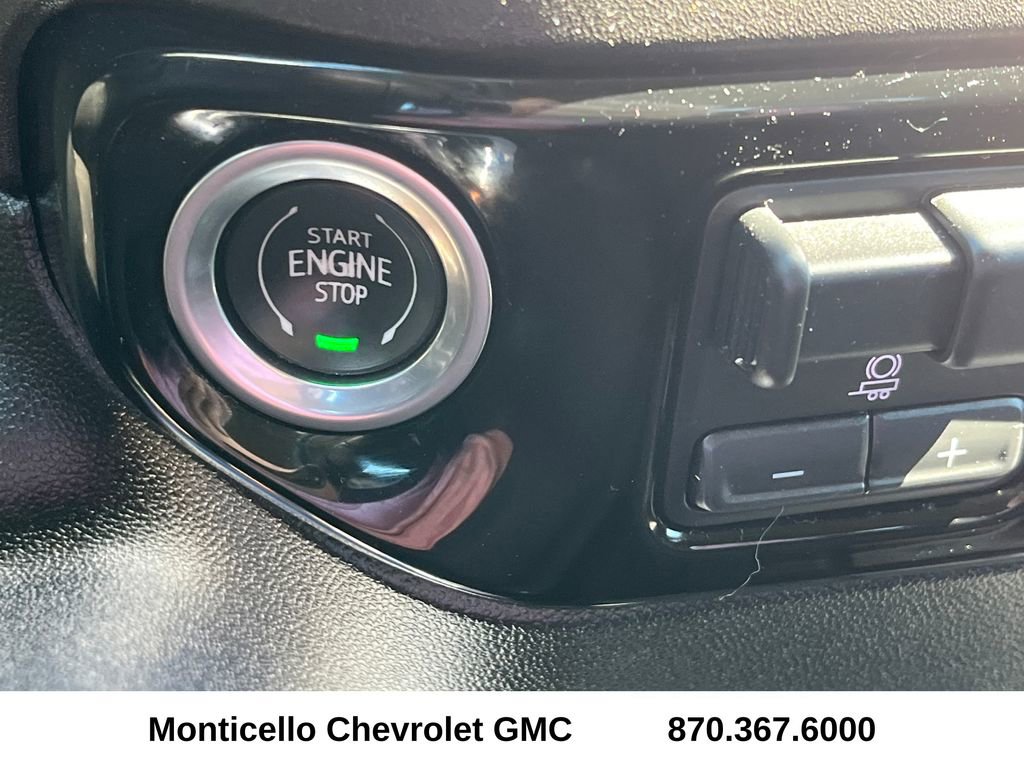 Used 2024 GMC Sierra 1500 Elevation image 17
