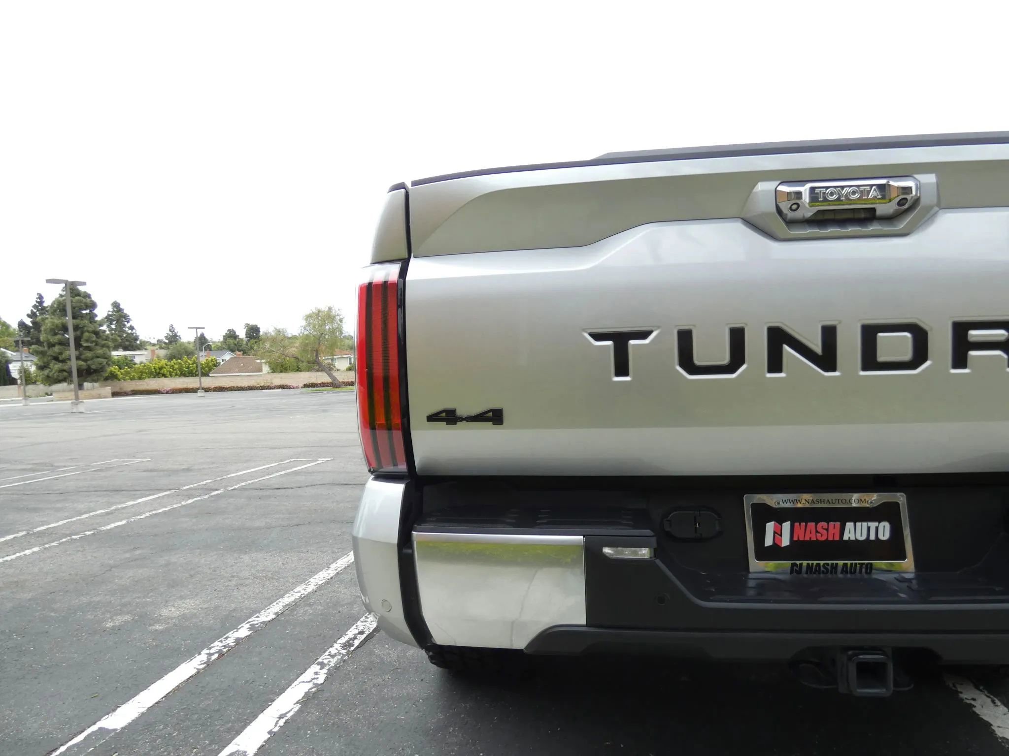 Used 2024 Toyota Tundra Limited w/ TRD Off-Road Package image 11