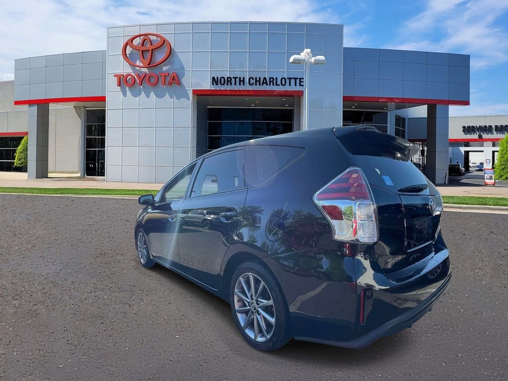 Used 2015 Toyota Prius V Five w/ Advanced Technology Package FWD image 6