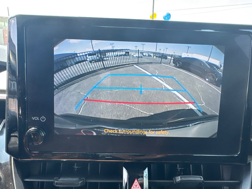 Used 2024 Toyota Corolla LE image 30