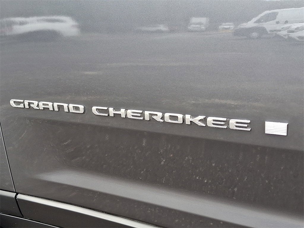 Used 2022 Jeep Grand Cherokee L Limited w/ Luxury Tech Group II image 31