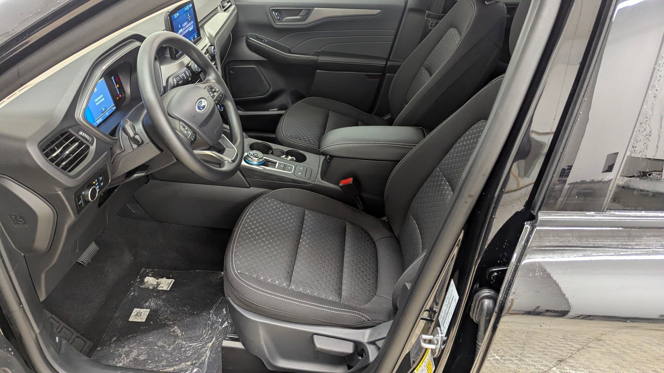 New 2026 Ford Escape Active FWD image 4