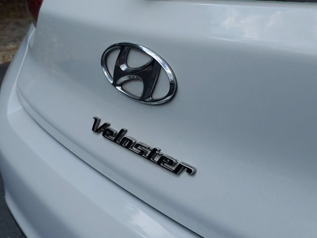 Used 2020 Hyundai Veloster 2.0 Premium FWD image 8