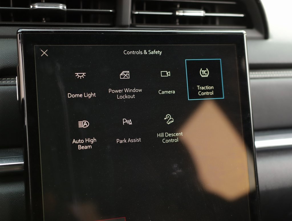 Used 2025 GMC Terrain Elevation image 15