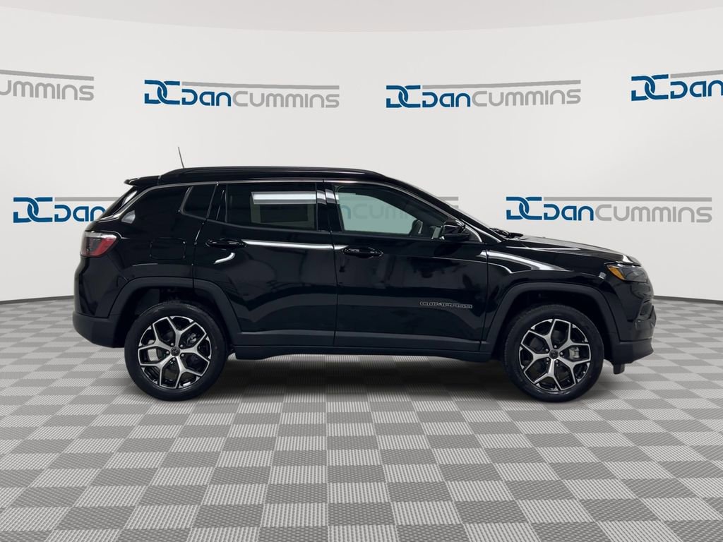 New 2026 Jeep Compass Limited image 9