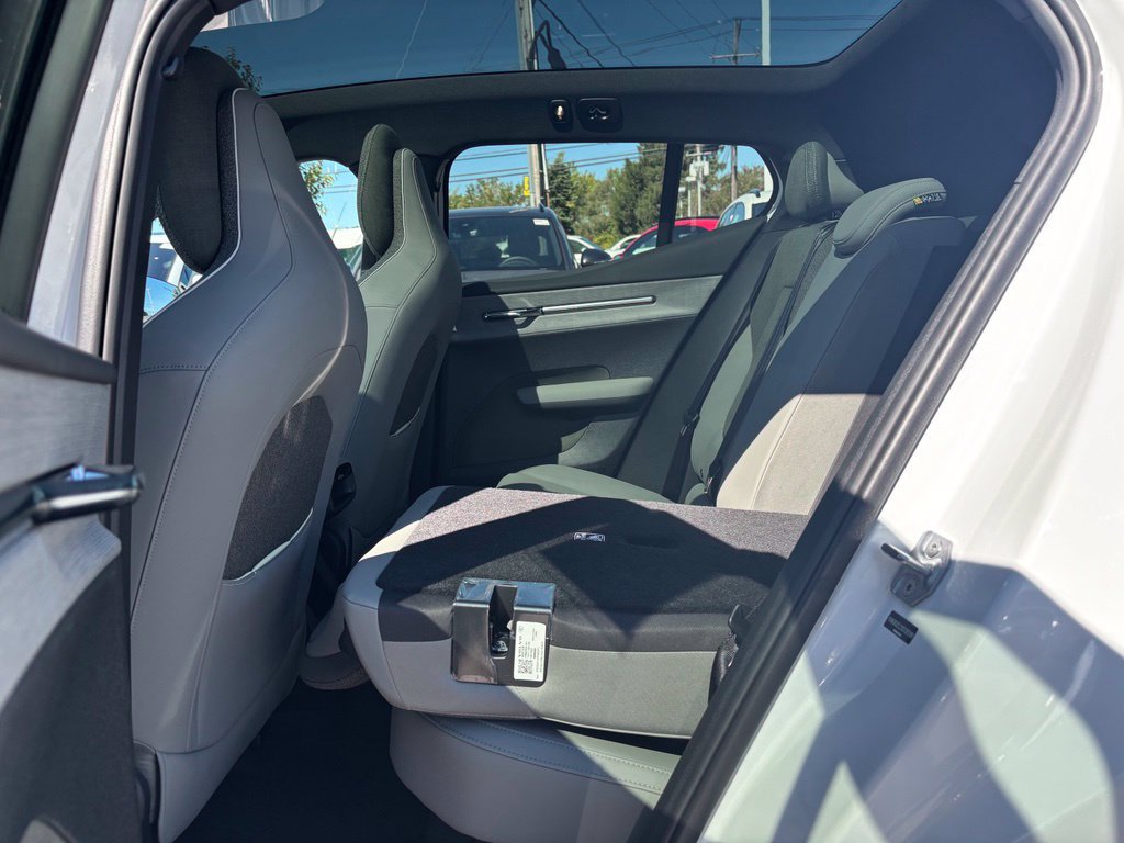 Certified 2025 Volvo EX30 Ultra w/ Climate Package AWD/4WD image 20