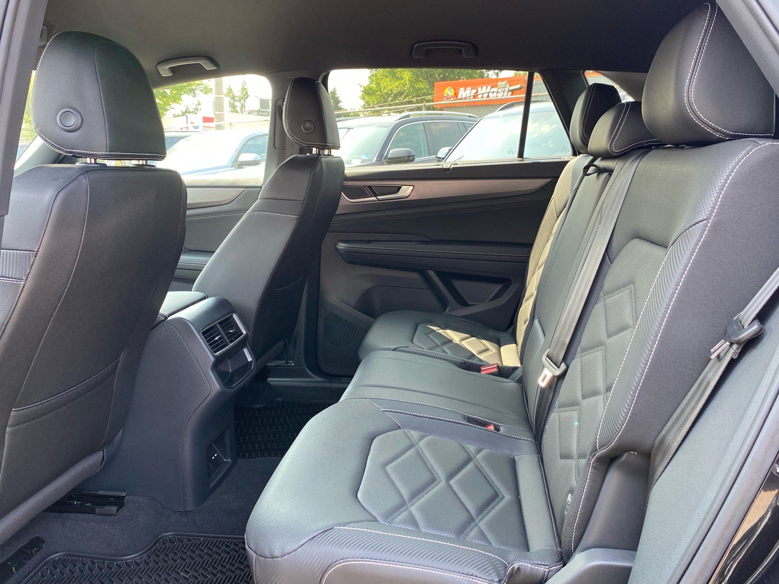 Certified 2026 Volkswagen Atlas Cross Sport SE AWD/4WD image 18