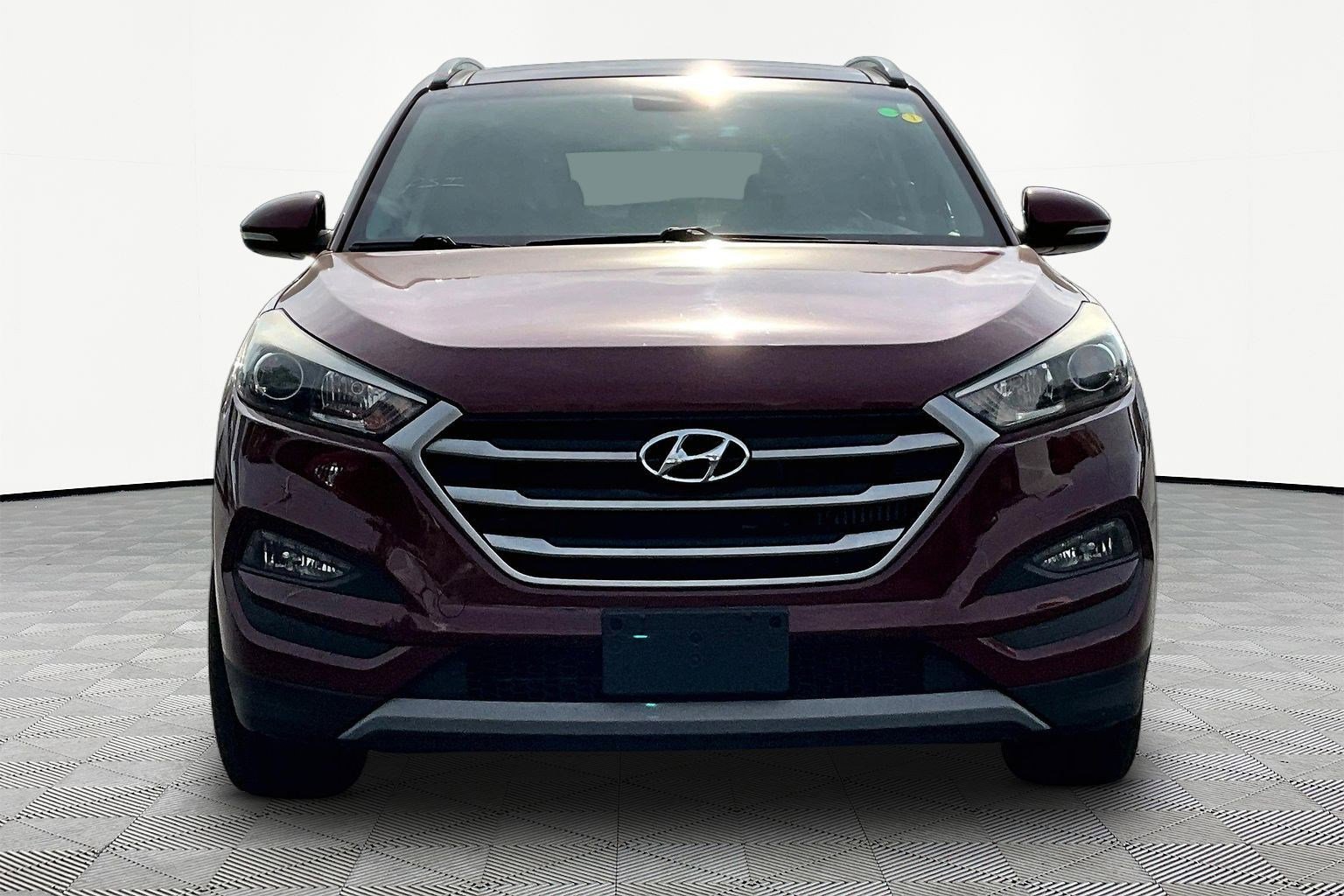 Used 2018 Hyundai Tucson Value FWD image 2