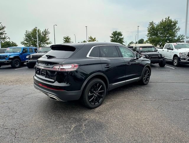 Used 2022 Lincoln Nautilus Reserve w/ Monochromatic Package AWD/4WD image 10
