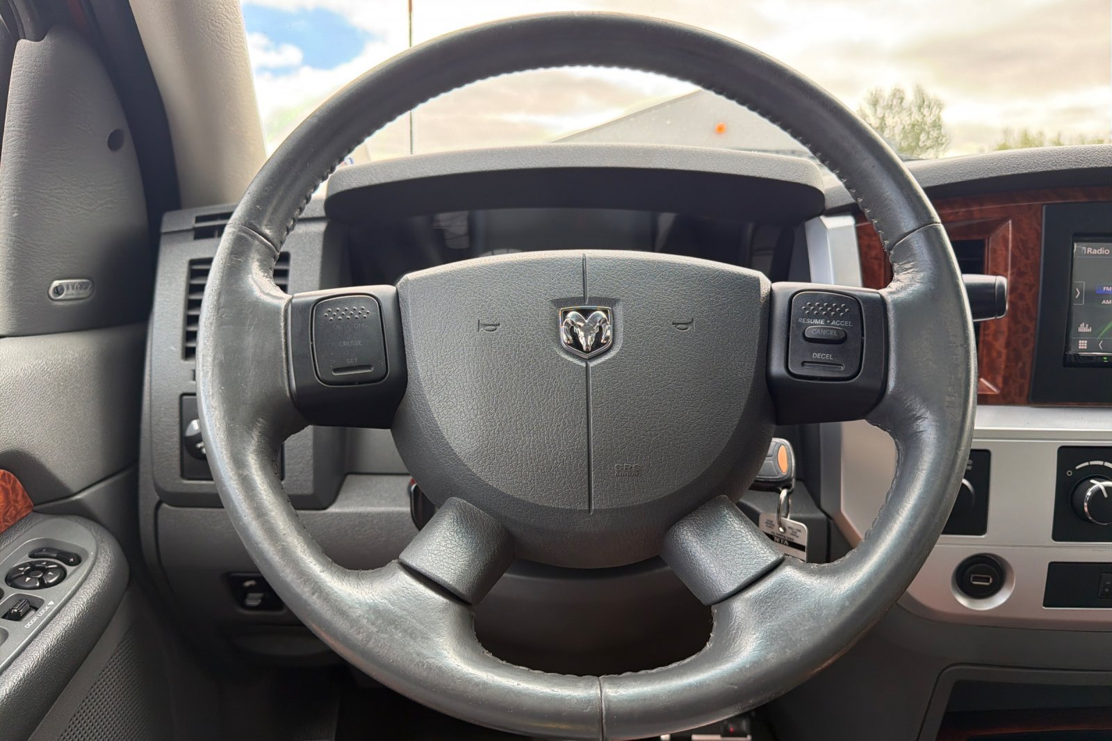 Used 2007 Dodge Ram 2500 Truck Laramie AWD/4WD image 21